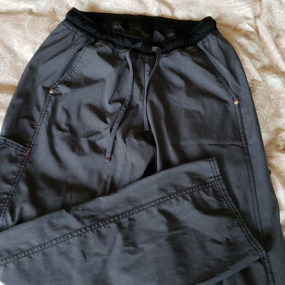 Scrubstar Active Athletic Style Scrub Set S